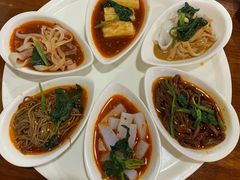关中小吃拼-天下第一面(大雁塔北广场店)