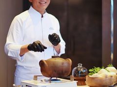 -运·中餐厅(成都华尔道夫酒店)