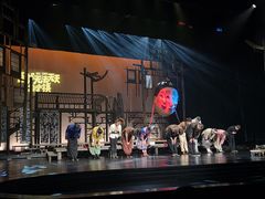 -虹桥艺术中心