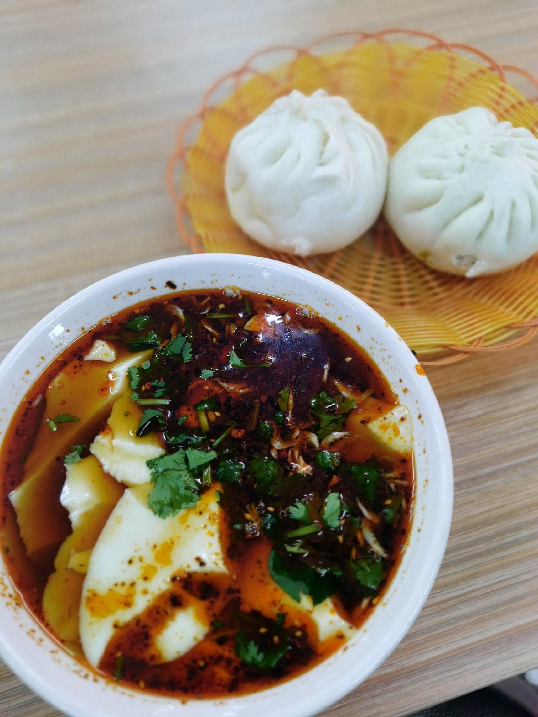 新会|咸豆腐脑 大包子,早餐馋着一口好久了!