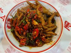 -堂瓦里·33年传统赣菜(第一街区店)