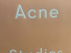-Acne Studios(芮欧百货店)