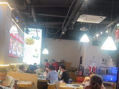 -鑫郭氏·南昌20年大排档(红谷滩旗舰店)
