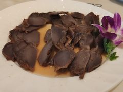 -沙龙酒家