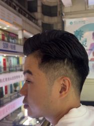 -镁连社·美联社