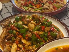 赣州火爆蛙-江西老表·经典江西八大碗