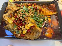 招牌烤鲈鱼-王小川新派川菜 烧烤串吧(仁济路店)