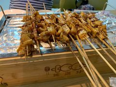 -烤满分·东北烧烤(首经贸店)