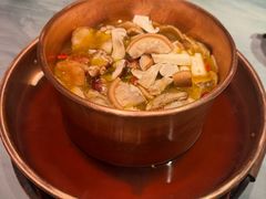 -慢丽江·云南野生菌土鸡锅(付家庄店)