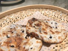 缙云烧饼-梁家大院•农家菜(昆山会展中心店)