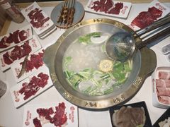 -鲜吃为尚.鲜切牛肉海鲜自助火锅(新塘万达广场店)