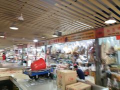 大堂-大英农贸市场