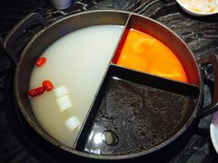 小嫩牛专利T型锅（一锅三吃）-热火朝天鲜切牛肉火锅(南强街巷店)