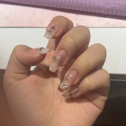-甲·铺轻奢美甲美睫