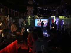 -Mx.cocktail bar