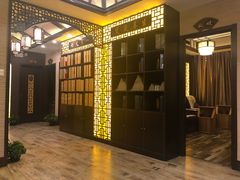 -莱仪堂艾灸经络养生馆(宜川路店)