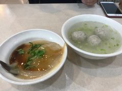 鱼丸汤-台中肉员