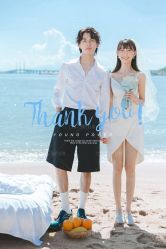 -现代经典婚纱摄影