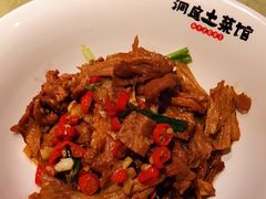 -洞庭土菜小炒馆(易发广场店)