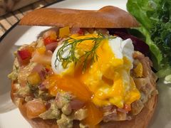 -Common Table · Brunch & Coffee