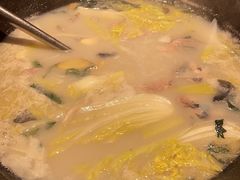 -陈大锅·岳阳鱼馆·地道岳阳菜(美食街店)