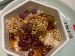 -江城小馆陕南妈妈菜·全球旅行餐厅(钟楼店)