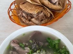羊杂汤-洪峰浩老北京烧饼夹肉(角门路店)