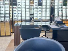 -LensCrafters亮视点(港汇恒隆广场店)