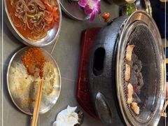 -围炉肉舍•炭烤活鳗•丹东海鲜烤肉(步行街店)