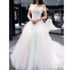 -艾米丽婚纱礼服