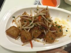 -新大咀港式茶餐厅(宝山万达店)