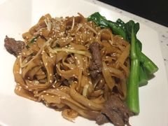 -百威KTV(恒福路店)