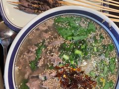 -云阿蛮云南生烫牛肉米线(奉贤路店)