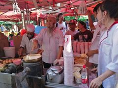 -马杰金城马爷牛奶鸡蛋醪糟·清真(正宁路店)