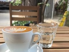 -VOYAGE COFFEE 咖啡烘焙工坊店(798艺术区店)