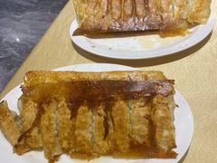 鲜虾鲜贝锅贴-大眼锅贴水饺(河东店)