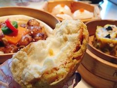 酥皮水牛奶菠萝包-陶陶居酒家(海岸城店)