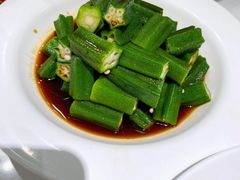 -刘胖子家常菜·蹄花焖藕(中央花园店)