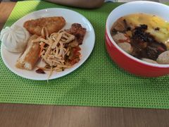 -希尔顿欢朋酒店自助餐