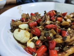 -昱龙大盆牛蛙馆(三兴街总店)