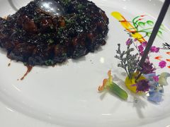 -王朝大酒店徐汇店-地面停车场