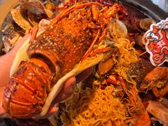 -鸣记脆皮烤鱼·海鲜烤鱼(三八广场店)