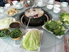 -南渝食府.墨脱石锅松茸鸡