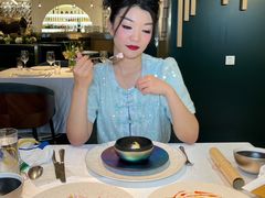 -华凌牛庄西餐厅(乌鲁木齐华凌美爵大饭店)
