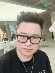 -变画·发型STUDIO