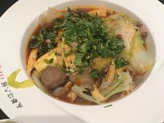 -成都你六姐·牛肉冒菜(城市集市合生汇店)