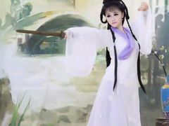 -九月鹰飞汉服摄影工作室