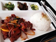 猪颈肉-wann lounge 低温慢煮牛排·清吧