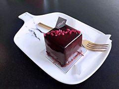 -UNI UNI(环亚凯瑟琳店)