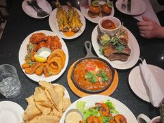 烤凤梨-Chili's Cafe&Bar奇利斯(滨江店)